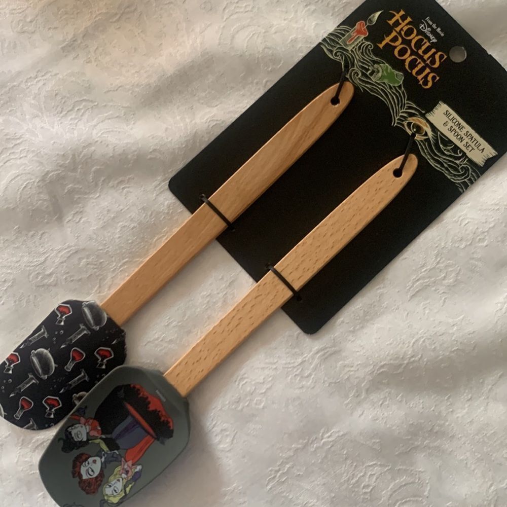 Disney Hocus Pocus Silicone Spatula & Spoon Set - Picture 3 of 8